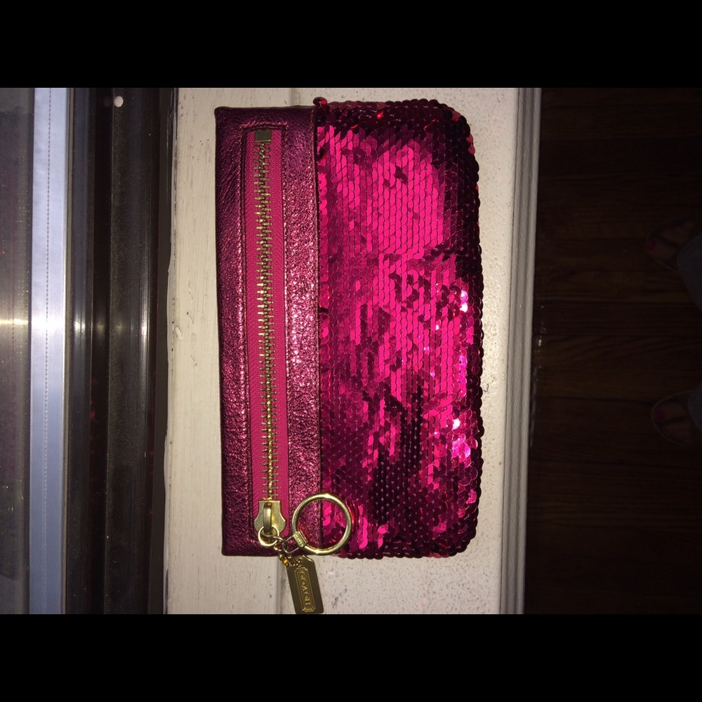 poppy clutch